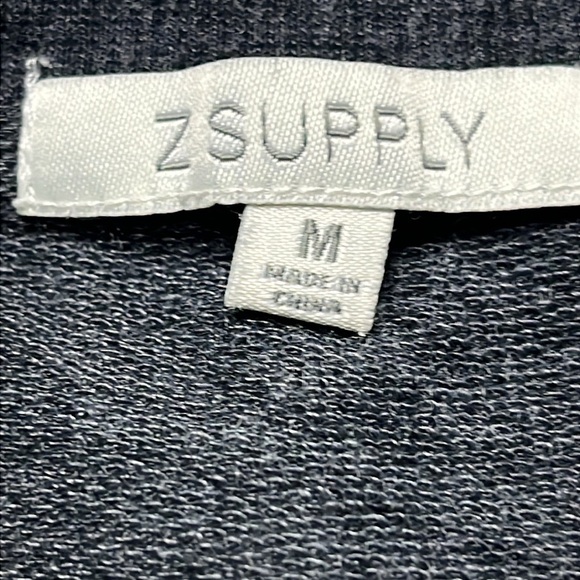 Z Supply V Neck Weekender Tank - Picture 4 of 5